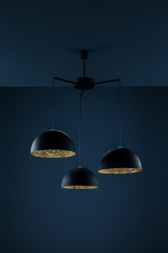 Stchu-Moon-Chandelier-off